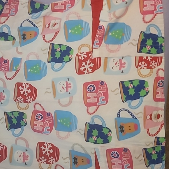 Butter-Soft Multicolor Christmas Cocoa Mug Scrub Top - Picture 6 of 6